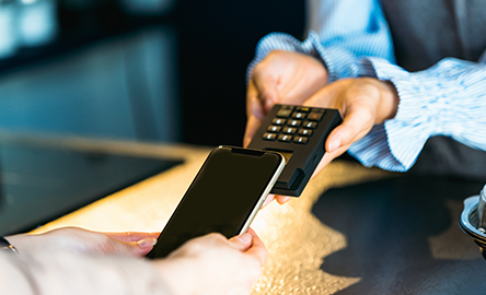 ROGPhoneシリーズ初のおサイフケータイ® 対応