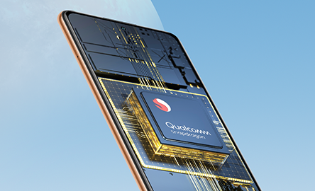 高性能Qualcomm® Snapdragon™ 732G搭載最高峰の滑らかさを実現する120Hzディスプレイ